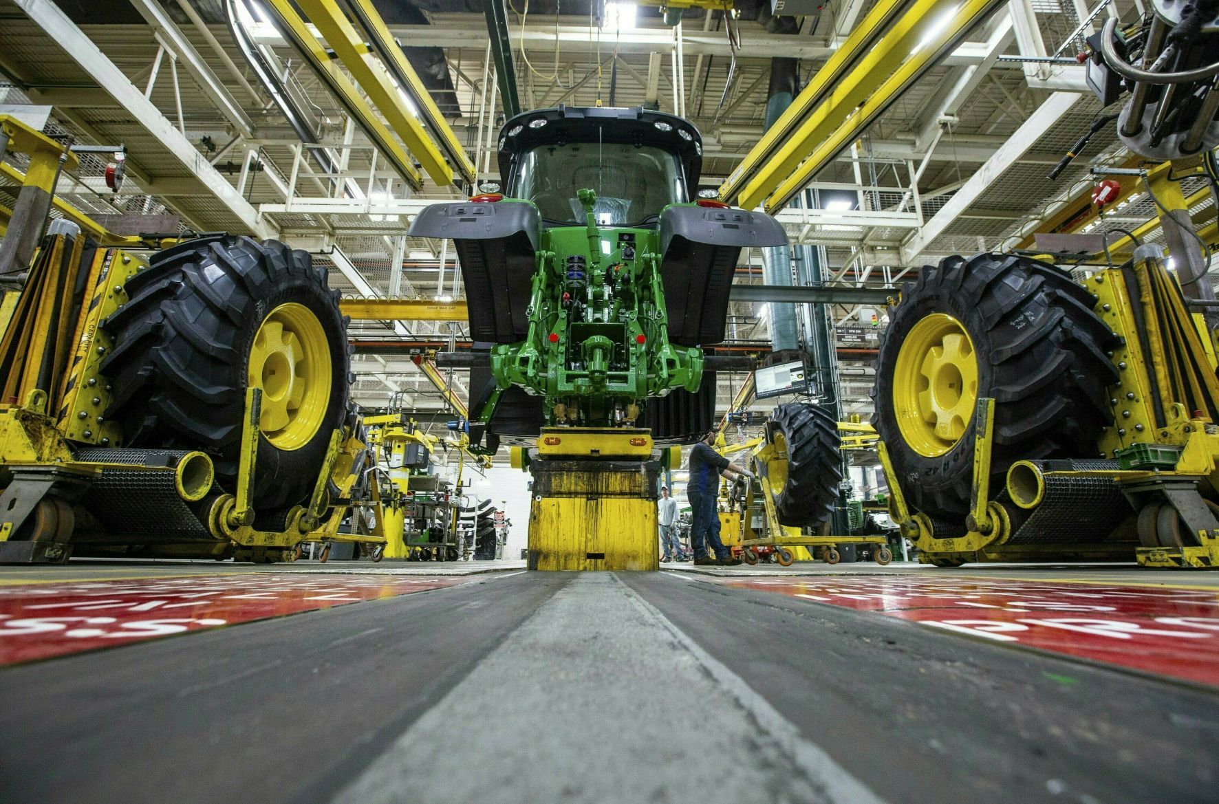 deere-waterloo-assembly